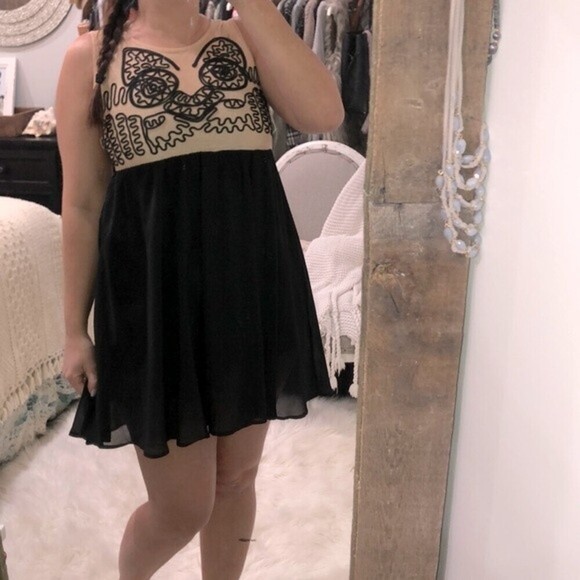 erGuo by Minty medium black & nude cocktail dress - Picture 2 of 6